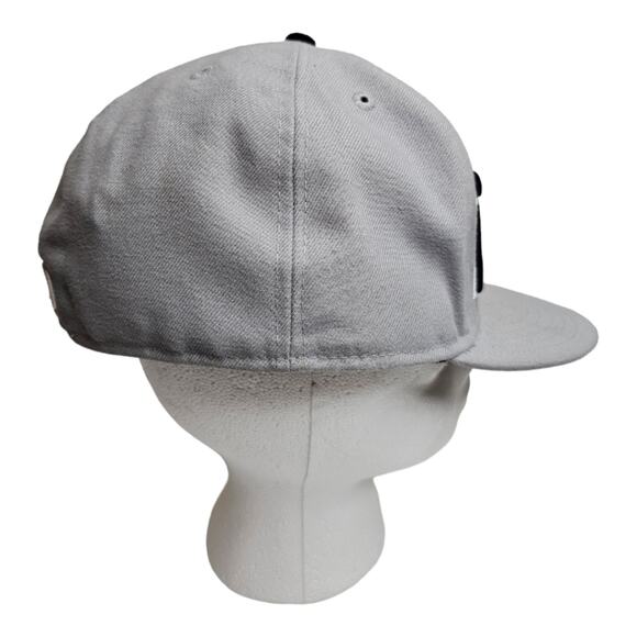 Philadelphia Philles New Era 59Fifty Fitted Baseball Hat 7 3/4 True Fit - Picture 5 of 9